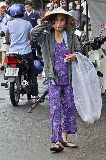 Lady Shopper at Viet Nam